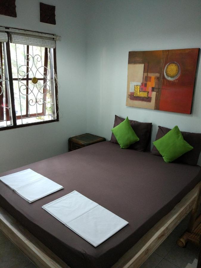 Karma Backpacker House Vandrarhem Uluwatu Exteriör bild